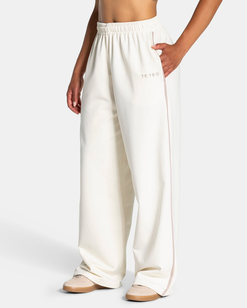 Soft Wide Leg Jogger Tall "Off White"