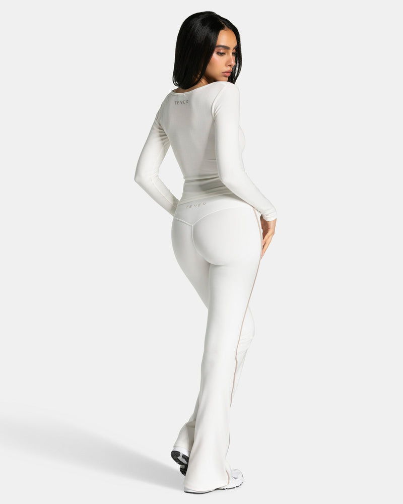 Soft Ribbed Longsleeve "Off White"