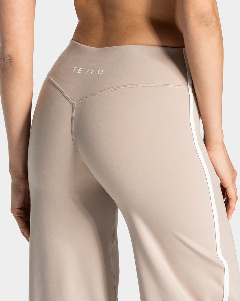 Soft Straight Leg Pants Tall "Cappuccino"