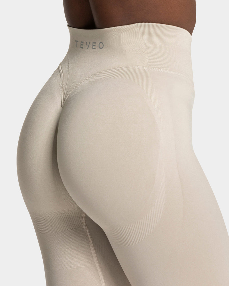 END Running Sculpt Scrunch Leggings "Latte"