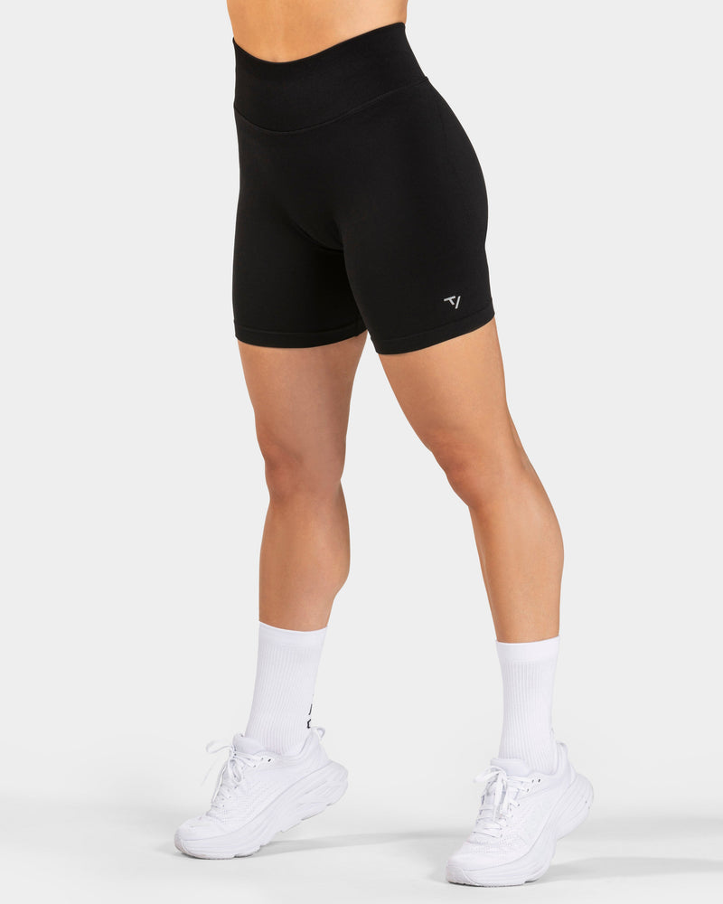 END Running Sculpt Scrunch Shorts "Schwarz"