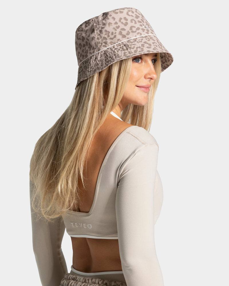 Contrastline Bucket Hat "Leo Cream"