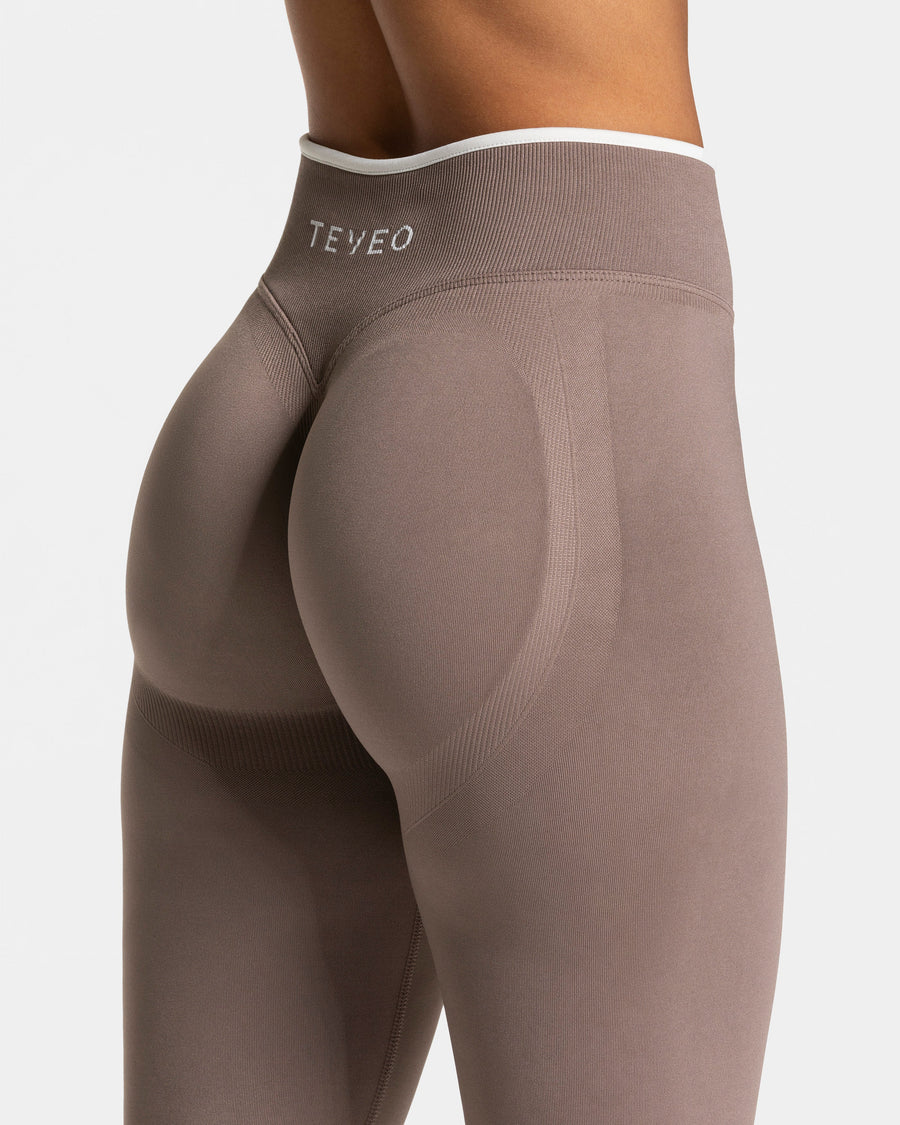 Contrastline Sculpt Scrunch Leggings "Mokka"