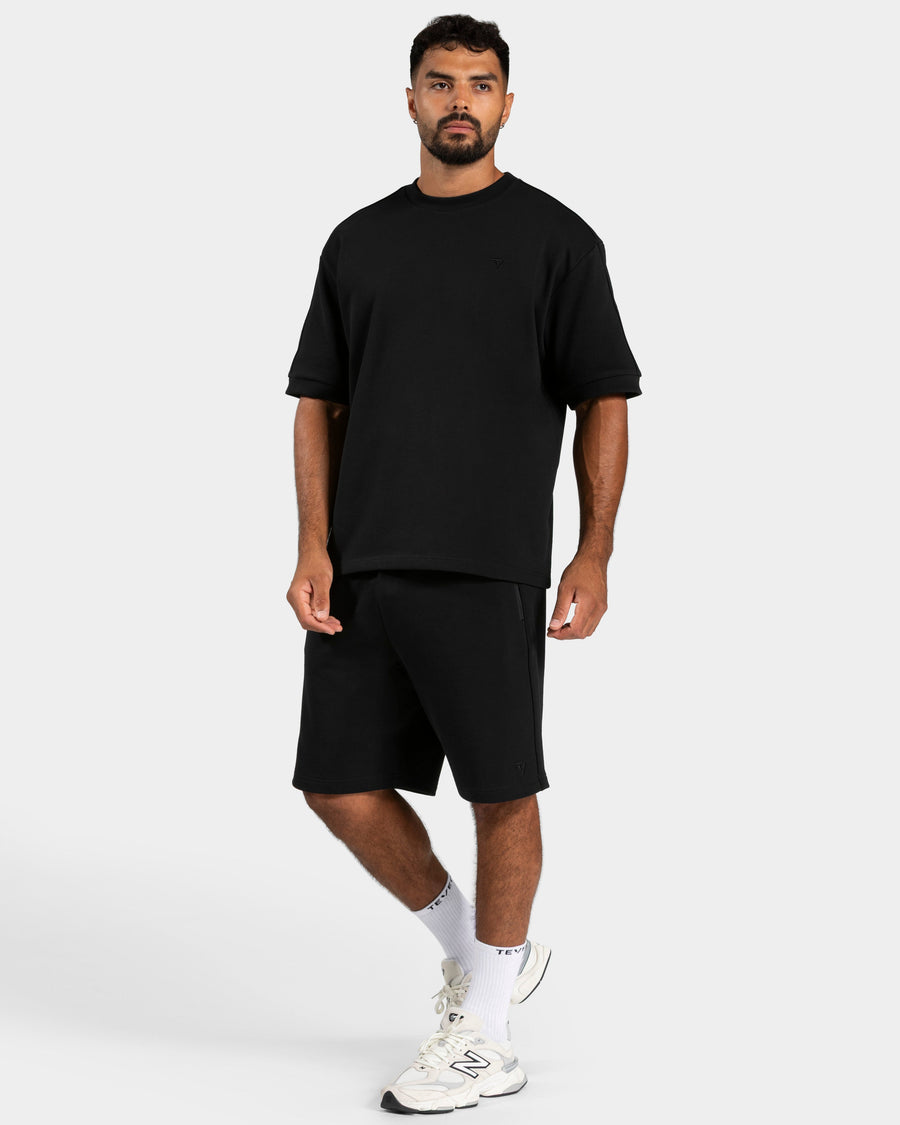 Contrastline Shorts "Schwarz"