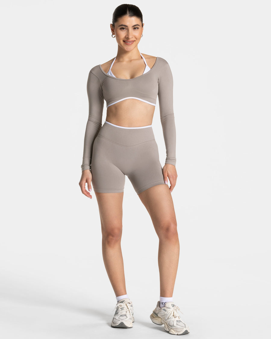 Contrastline Sculpt Scrunch Shorts "Stone"