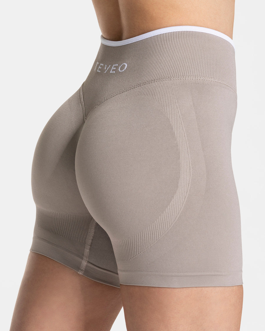 Contrastline Sculpt Scrunch Shorts "Stone"