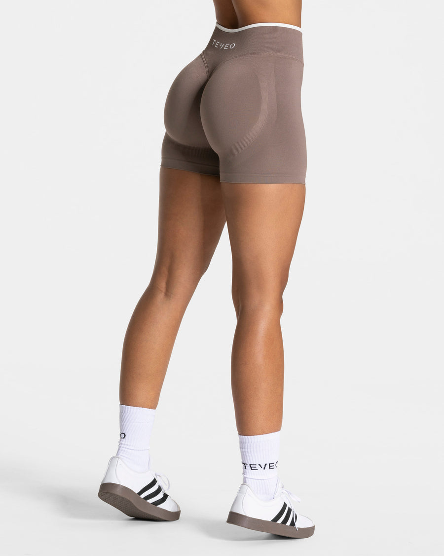 Contrastline Sculpt Scrunch Shorts "Mokka"