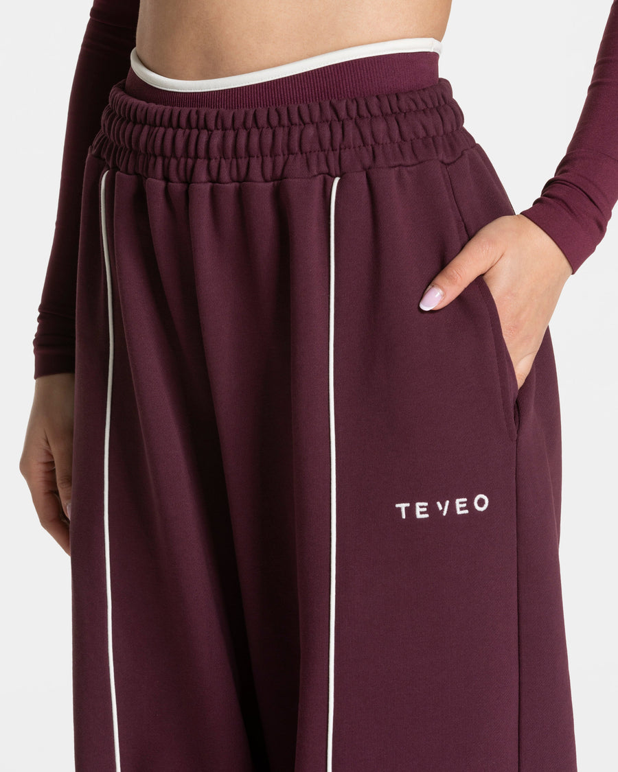 Contrastline Wide Leg Jogger "Pflaume"