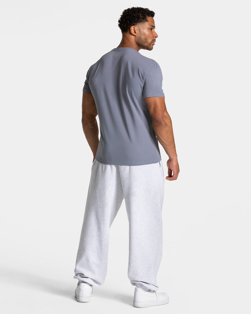 Timeless Pro Fitted T-Shirt "Eisgrau"