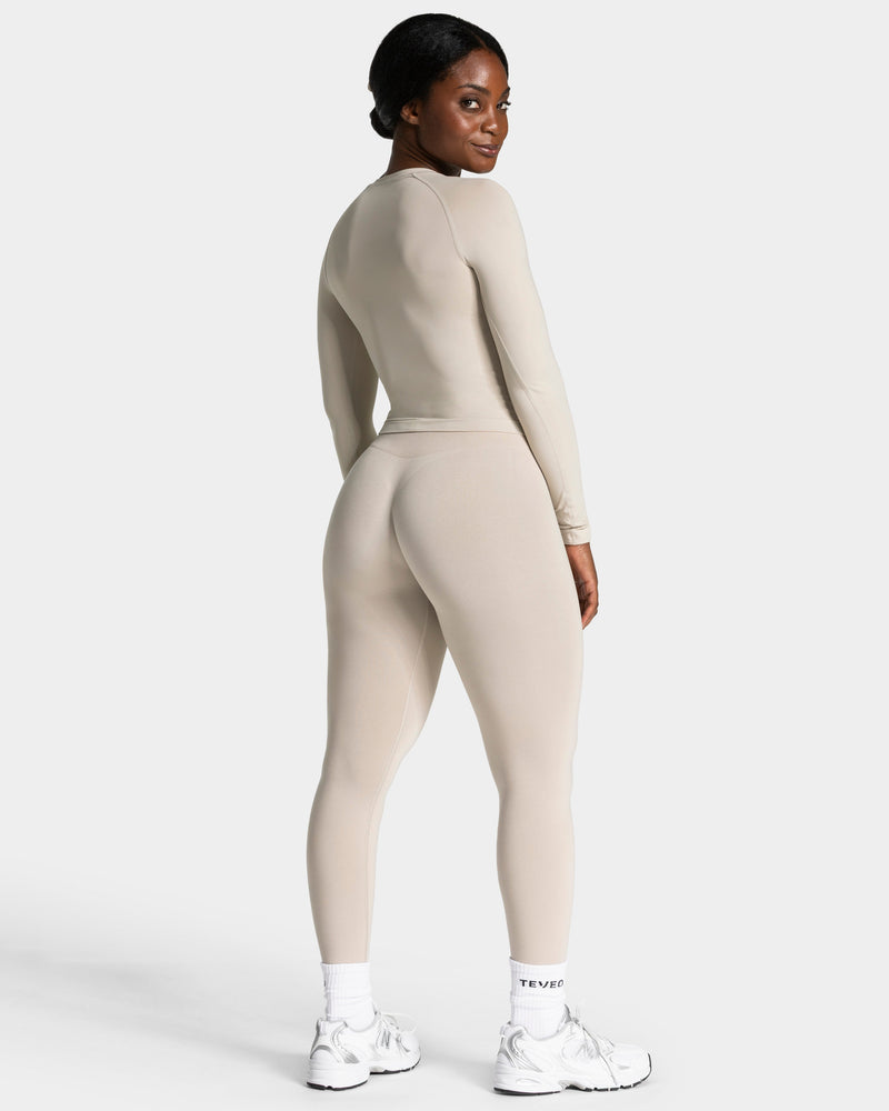 Timeless Pro Longsleeve "Cream"