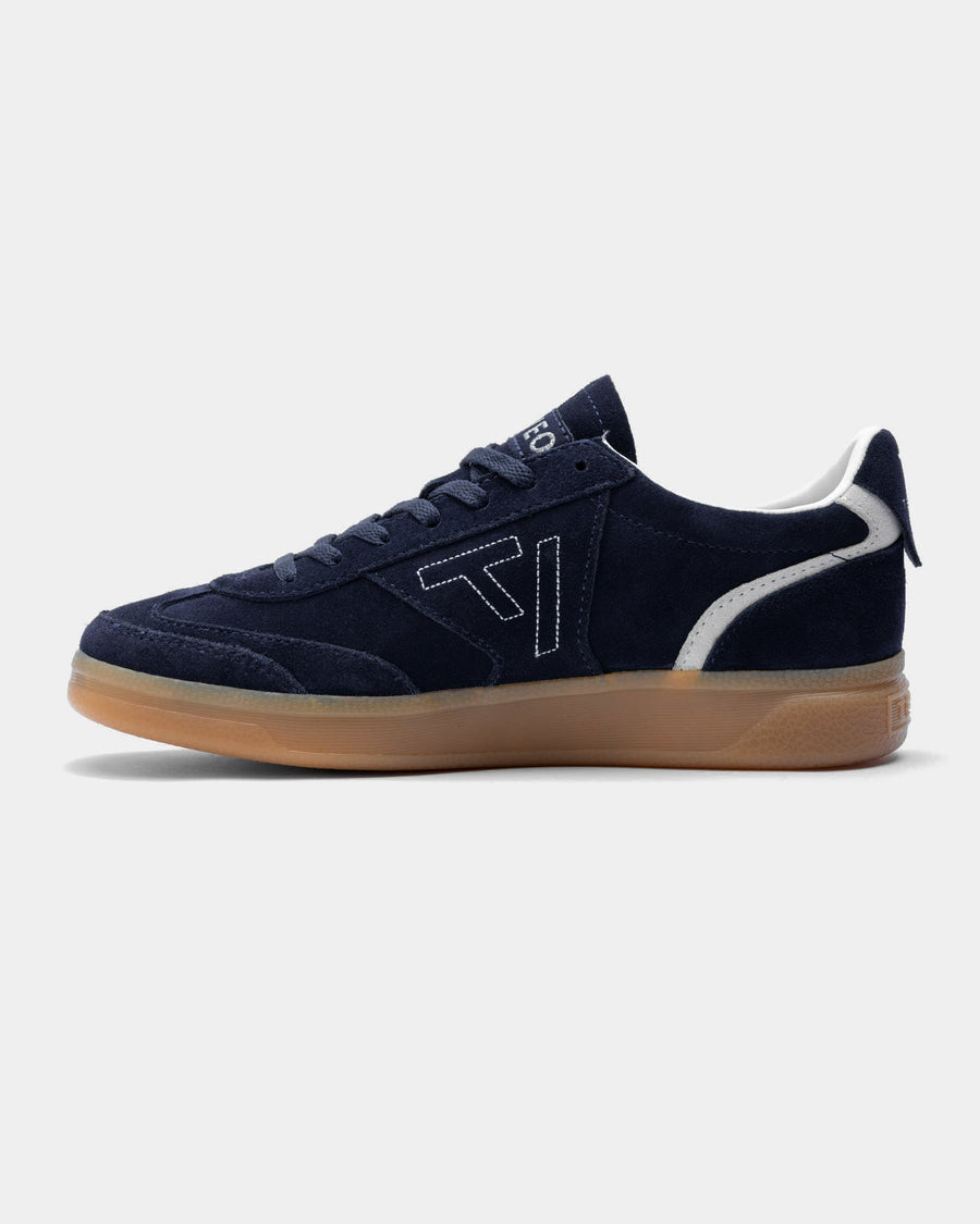 Classic Sneaker Women "Midnight - Off White"