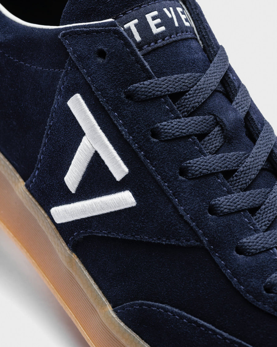 Classic Sneaker Men "Midnight - Off White"