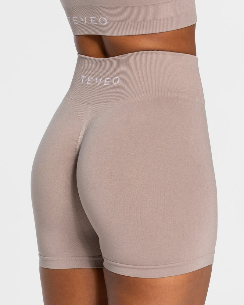 Timeless Scrunch Shorts "Dust"