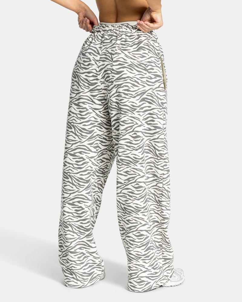 Contrastline Wide Leg Jogger "Zebra Off White"