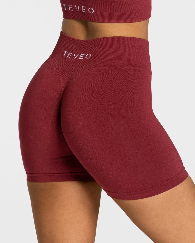 Timeless Scrunch Shorts "Weinrot"